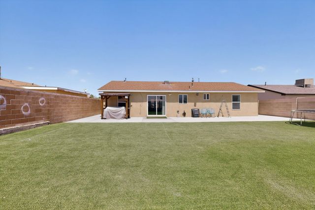 9300 Alvera Avenue SW, Albuquerque, NM 87121