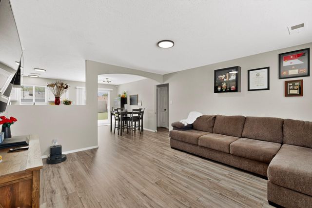 9300 Alvera Avenue SW, Albuquerque, NM 87121