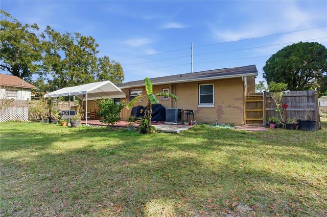 8412 N 15 TH STREET, Tampa, FL 33604