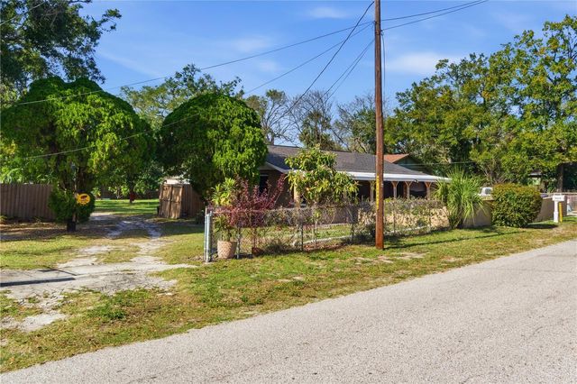 8412 N 15 TH STREET, Tampa, FL 33604