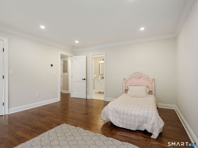 419 Valley Road, Fairfield, CT 06825