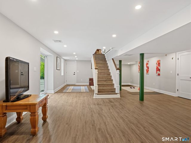 419 Valley Road, Fairfield, CT 06825