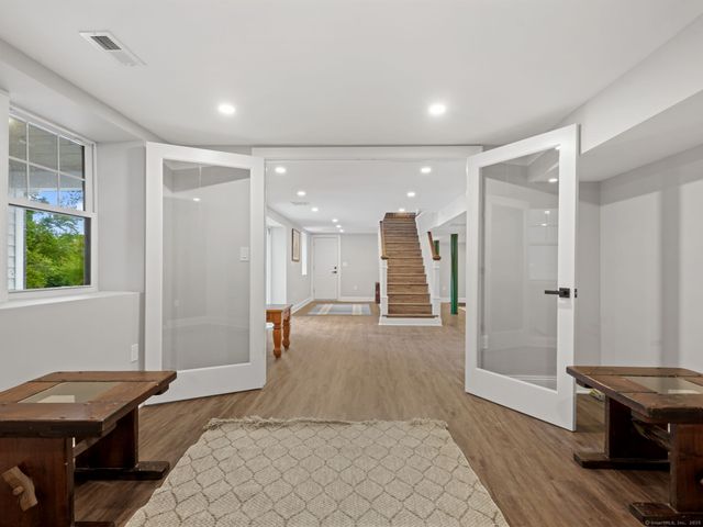 419 Valley Road, Fairfield, CT 06825