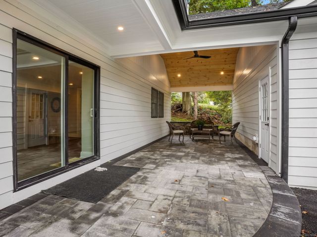 419 Valley Road, Fairfield, CT 06825