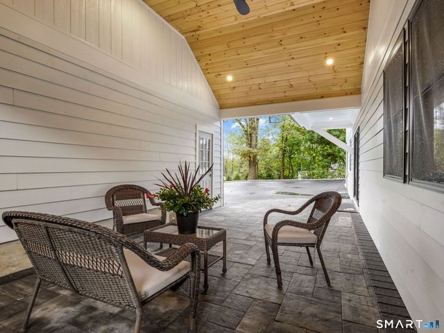 419 Valley Road, Fairfield, CT 06825