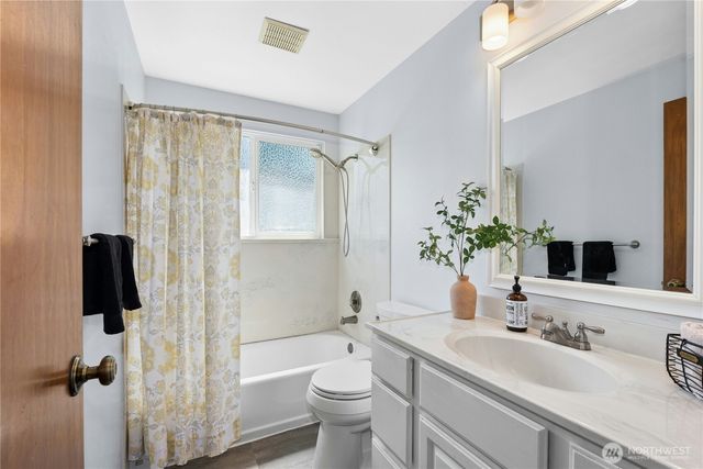 5221 120th Avenue SE, Bellevue, WA 98006