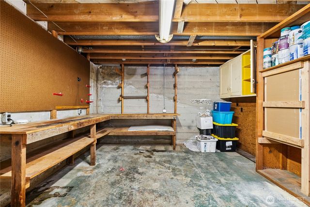 5221 120th Avenue SE, Bellevue, WA 98006