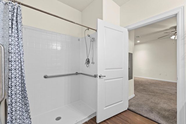 4214 Winnie Street, Galveston, TX 77550