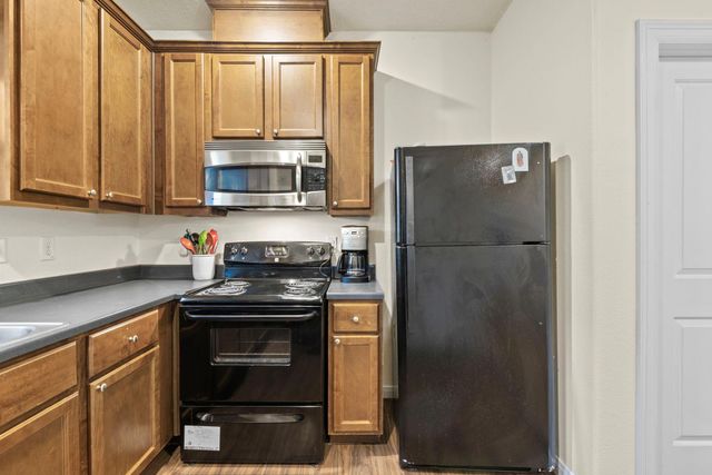 4214 Winnie Street, Galveston, TX 77550