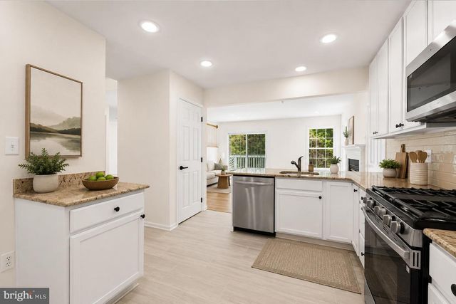 8409 JASMITH CT, District Heights, MD 20747