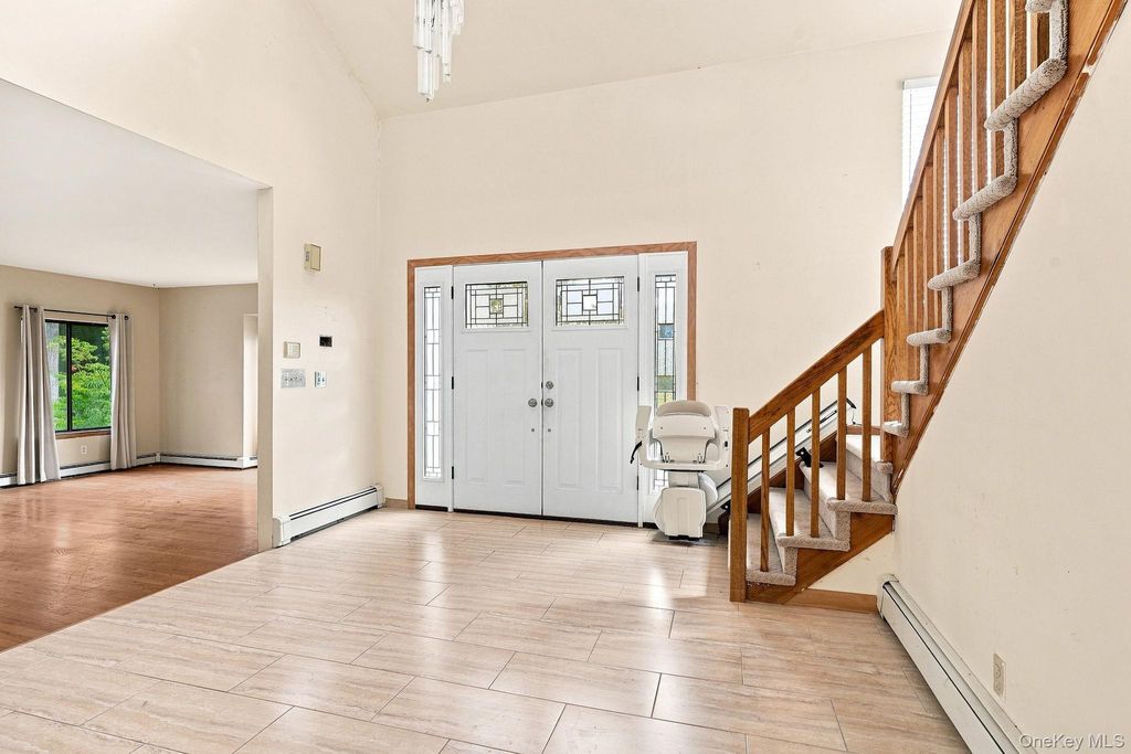 8 Cobbling Rock Drive, Katonah, NY 10536 — photo 4