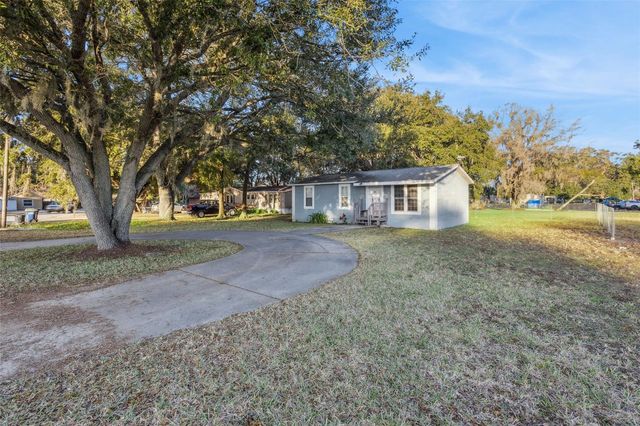 877 ANDERSON AVENUE, Mascotte, FL 34753