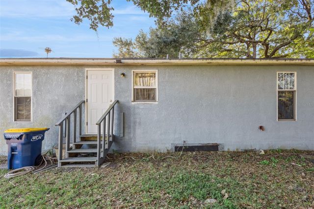 877 ANDERSON AVENUE, Mascotte, FL 34753