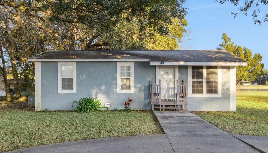 877 ANDERSON AVENUE, Mascotte, FL 34753