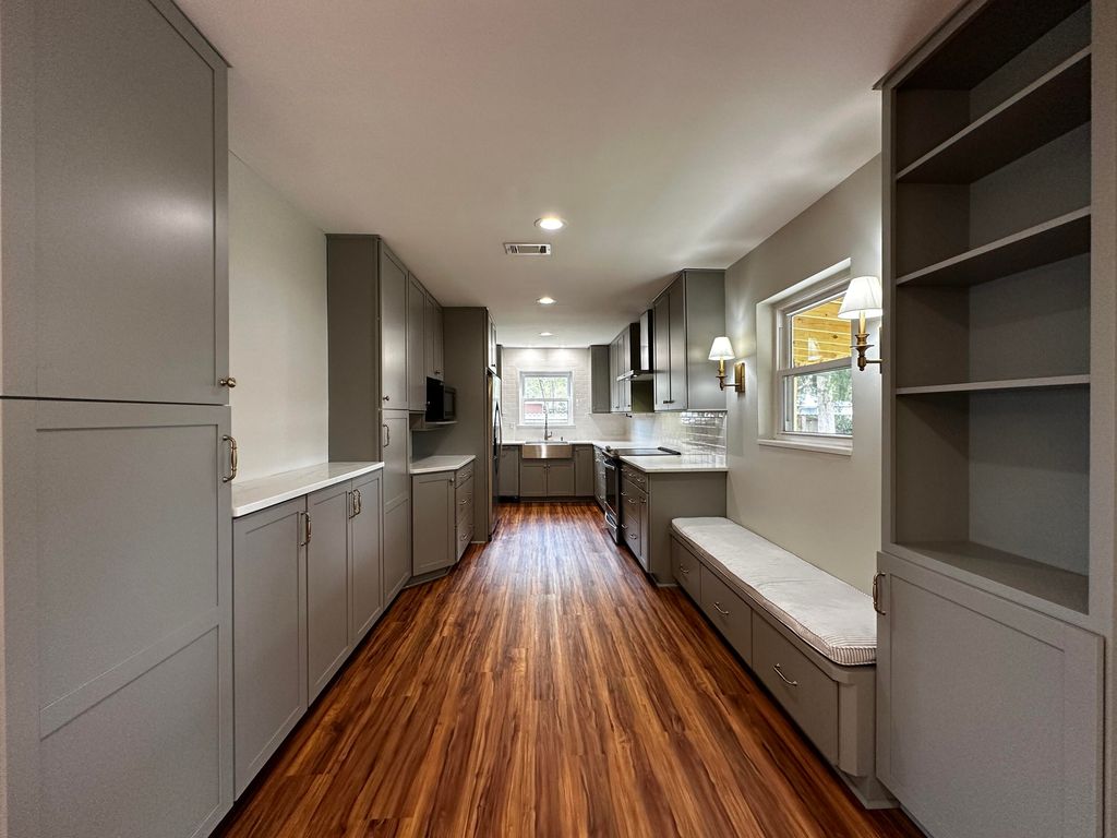 520 Justin Street, Fort Walton Beach, FL 32547