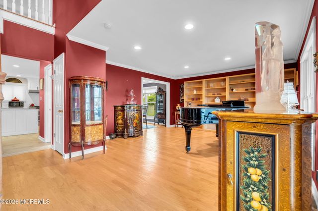 31 Society Hill Way, Tinton Falls, NJ 07724