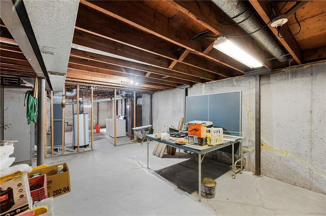 13429 Winchester Avenue, Grandview, MO 64030