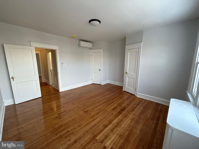 5652 W BERKS ST, Philadelphia, PA 19131