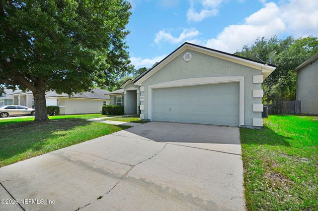 10810 STANTON HILLS Drive E, Jacksonville, FL 32222