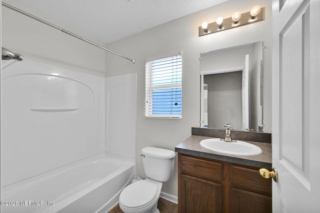 10810 STANTON HILLS Drive E, Jacksonville, FL 32222