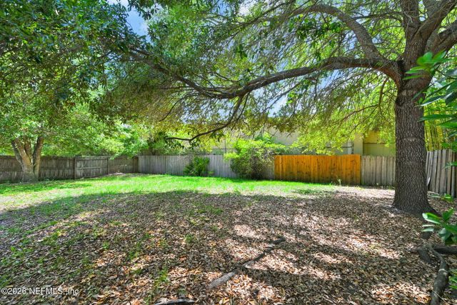 10810 STANTON HILLS Drive E, Jacksonville, FL 32222