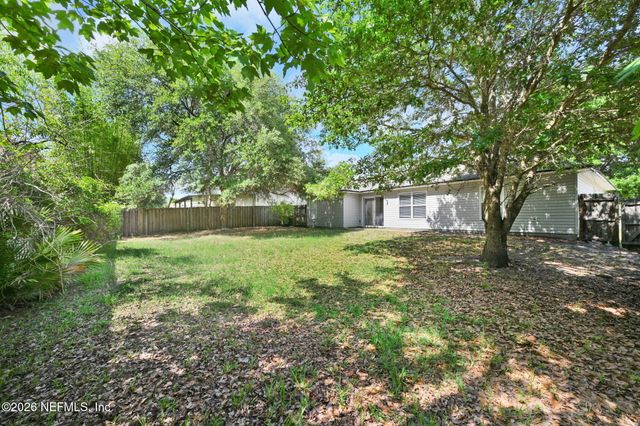 10810 STANTON HILLS Drive E, Jacksonville, FL 32222