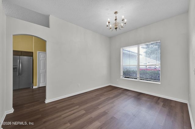 10810 STANTON HILLS Drive E, Jacksonville, FL 32222