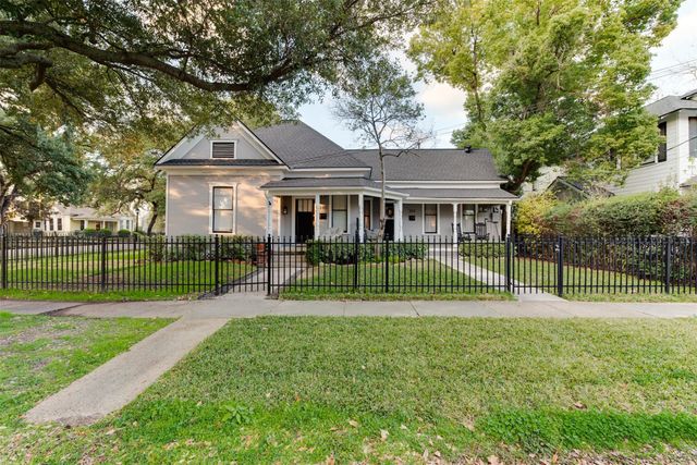 303 E 15, Houston, TX 77008