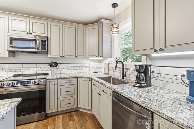 34 Aster Ridge Drive, Waynesville, NC 28786