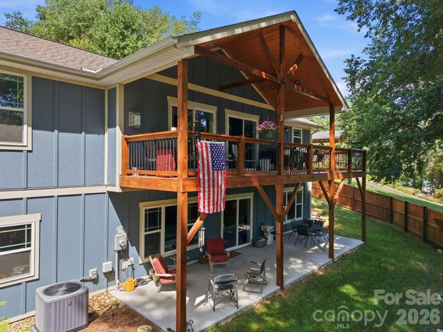 34 Aster Ridge Drive, Waynesville, NC 28786