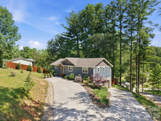 34 Aster Ridge Drive, Waynesville, NC 28786