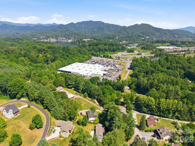 34 Aster Ridge Drive, Waynesville, NC 28786