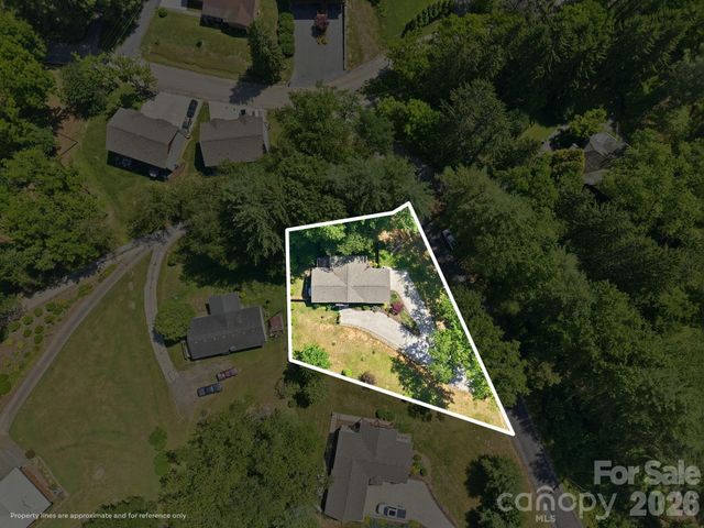 34 Aster Ridge Drive, Waynesville, NC 28786