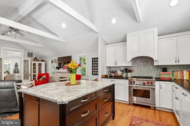13 FRANKLIN ST, Annapolis, MD 21401