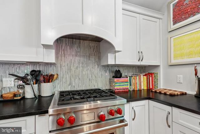 13 FRANKLIN ST, Annapolis, MD 21401