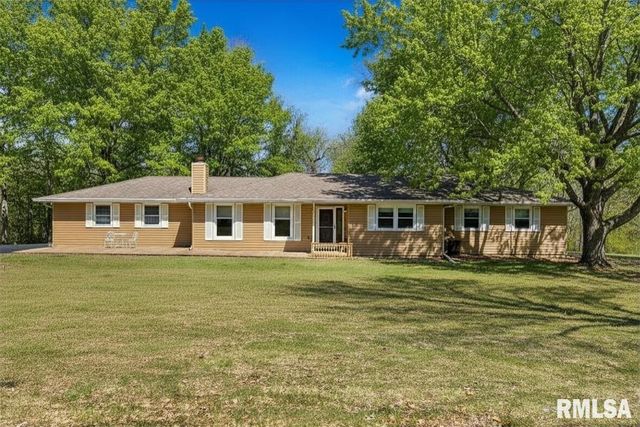 2353 HOLLANDS GROVE Road, Washington, IL 61571