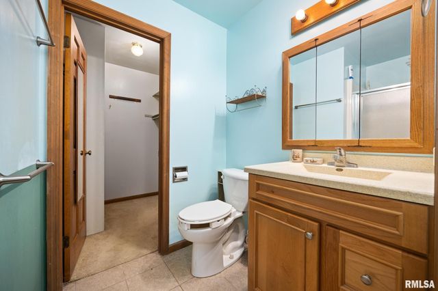 2353 HOLLANDS GROVE Road, Washington, IL 61571