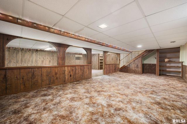 2353 HOLLANDS GROVE Road, Washington, IL 61571