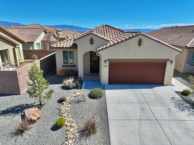 2016 Gunnison Place NW, Albuquerque, NM 87120