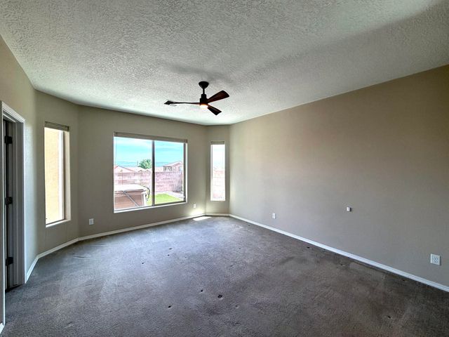 2016 Gunnison Place NW, Albuquerque, NM 87120