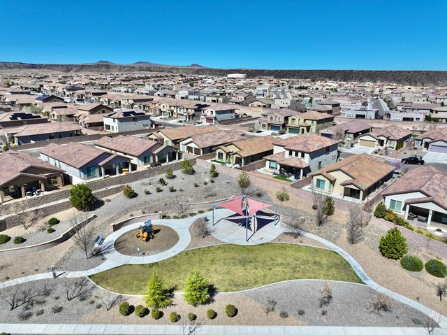 2016 Gunnison Place NW, Albuquerque, NM 87120