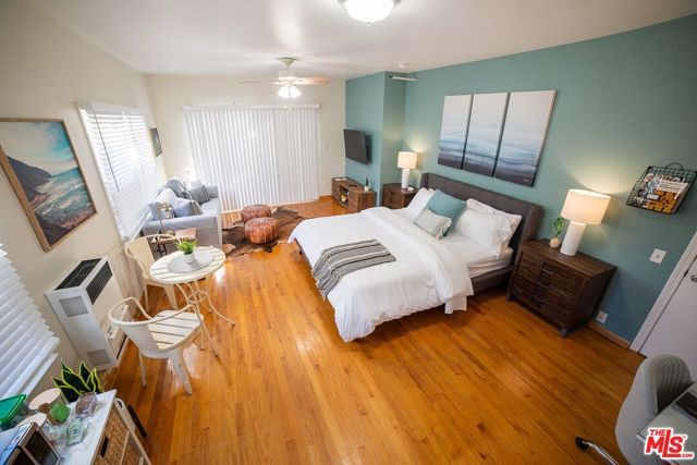 26 Breeze Avenue 2, Venice (los Angeles), CA 90291