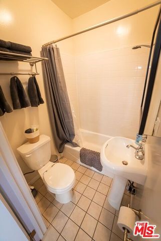 26 Breeze Avenue 2, Venice (los Angeles), CA 90291