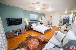 26 Breeze Avenue 2, Venice (los Angeles), CA 90291