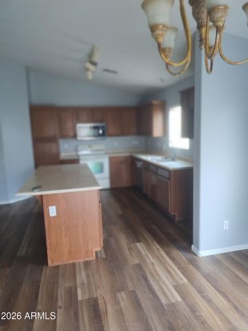 39641 N PARISI Lane N, San Tan Valley, AZ 85140