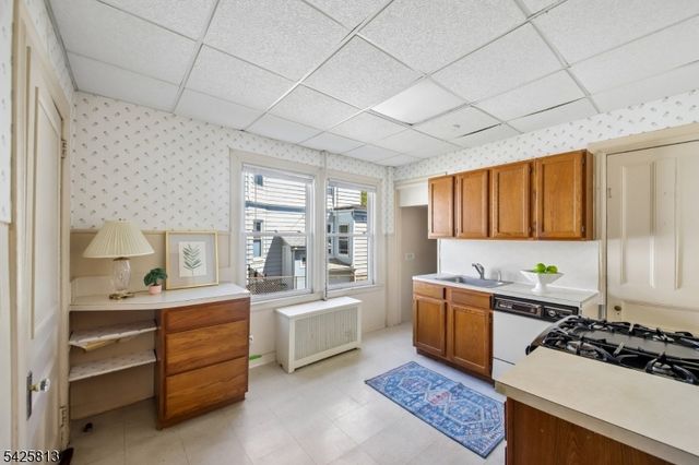 70 Orange Rd, Montclair Twp., NJ 07042