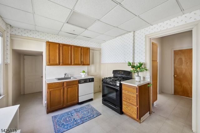 70 Orange Rd, Montclair Twp., NJ 07042