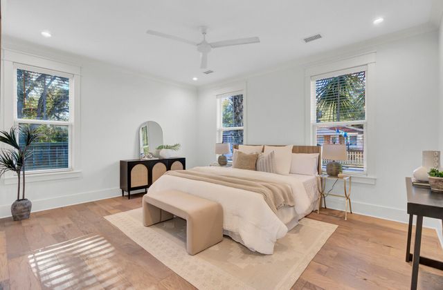 515 Bank Street, Mount Pleasant, SC 29464