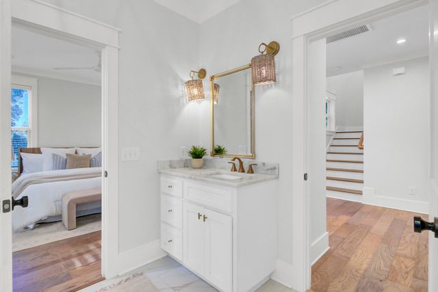 515 Bank Street, Mount Pleasant, SC 29464