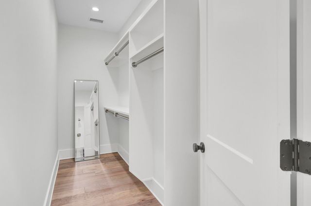 515 Bank Street, Mount Pleasant, SC 29464